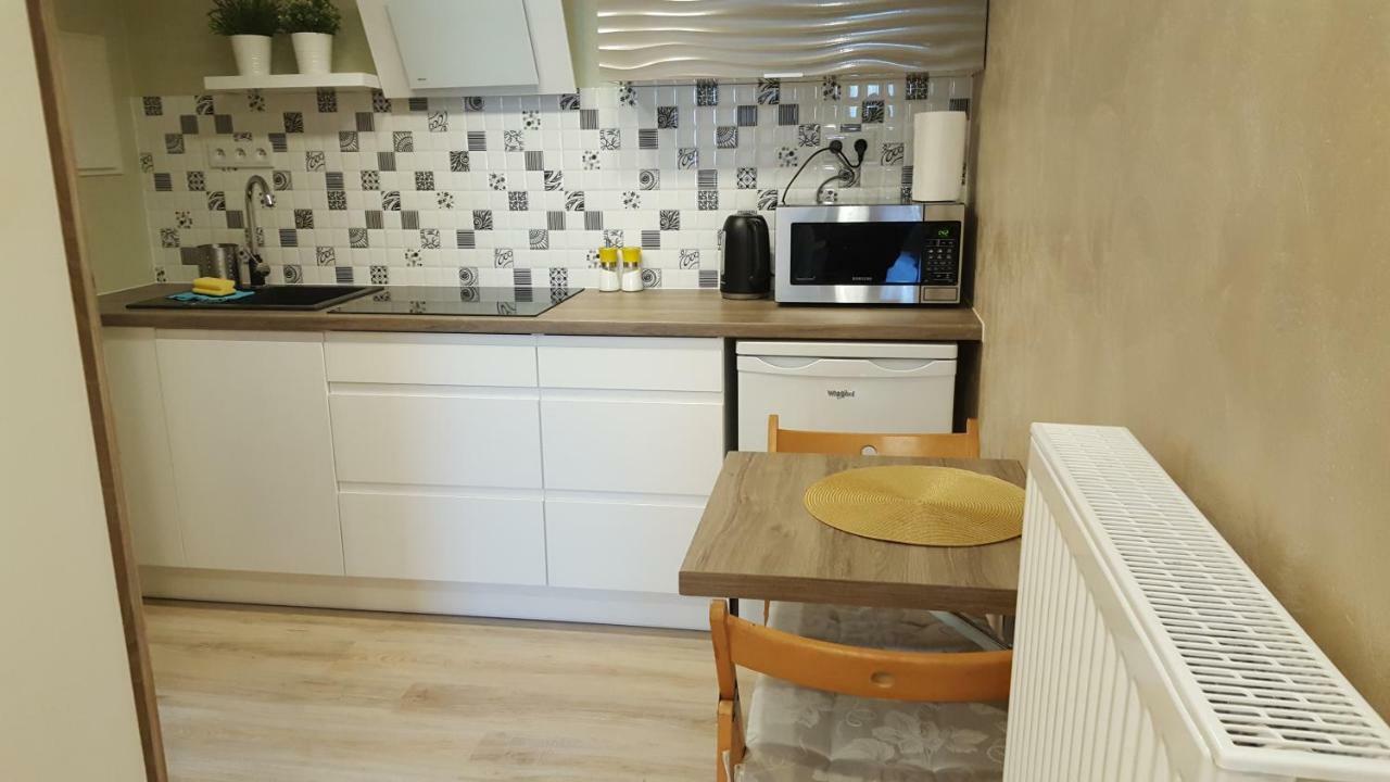 Wroclaw Apartamenty Kepa Mieszczanska Exteriör bild