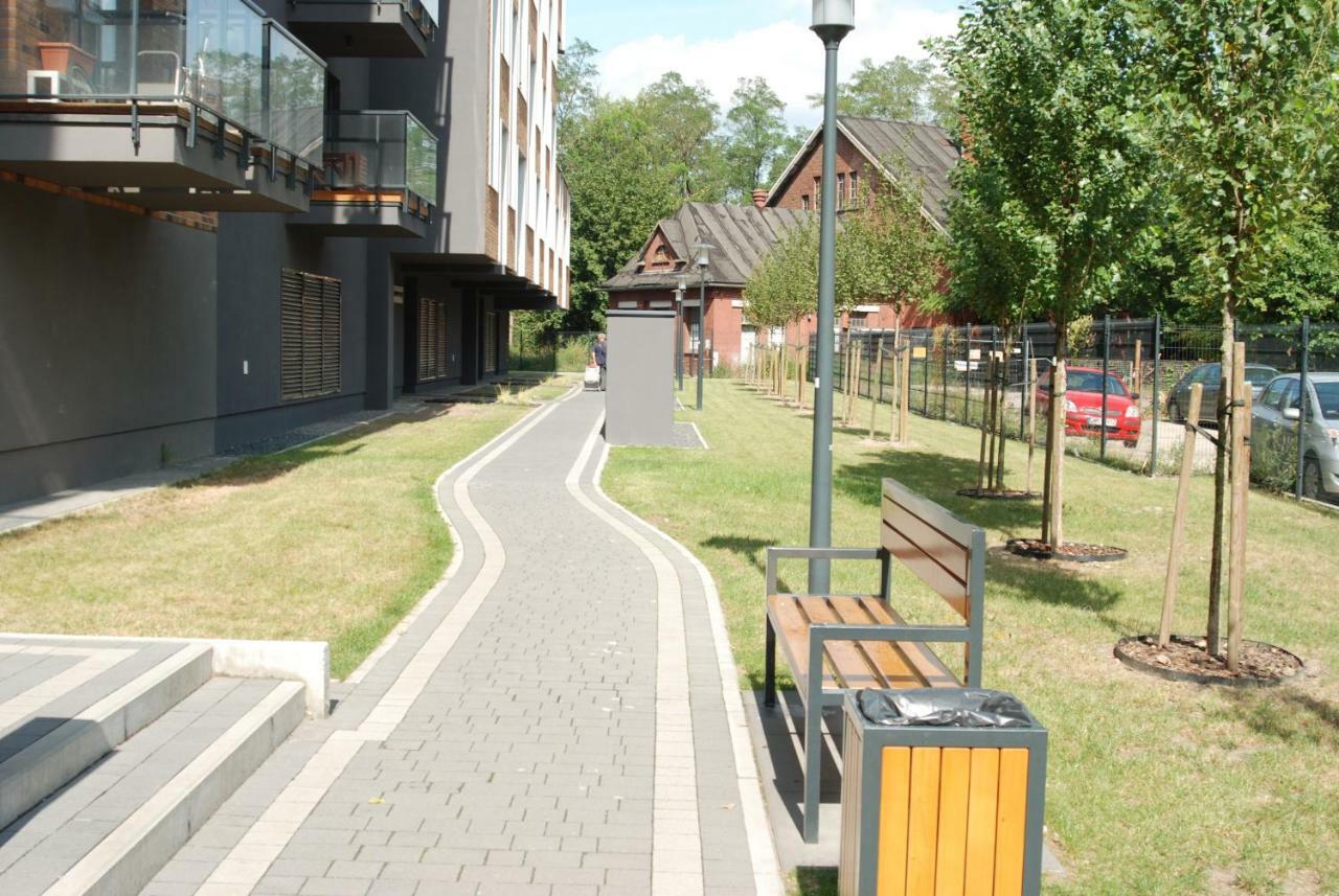Wroclaw Apartamenty Kepa Mieszczanska Exteriör bild