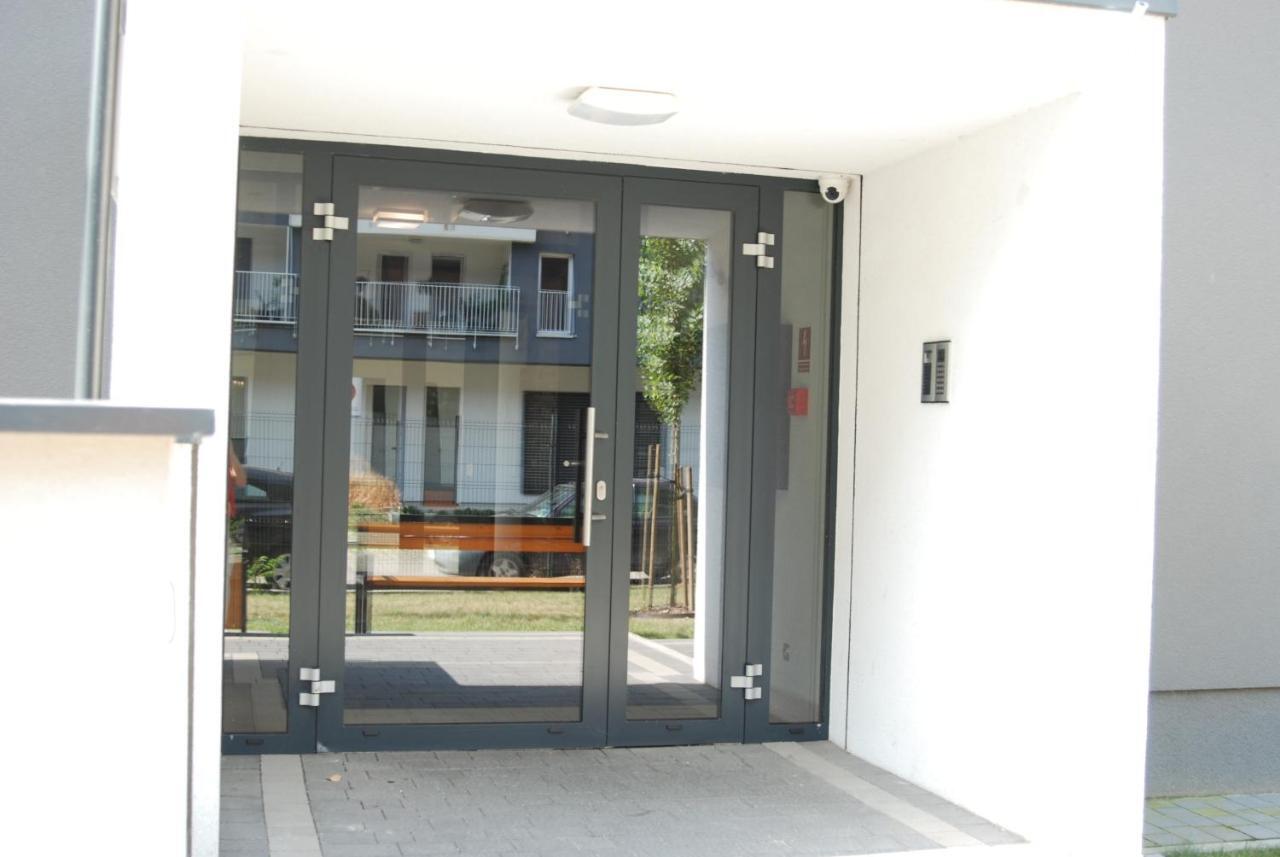Wroclaw Apartamenty Kepa Mieszczanska Exteriör bild