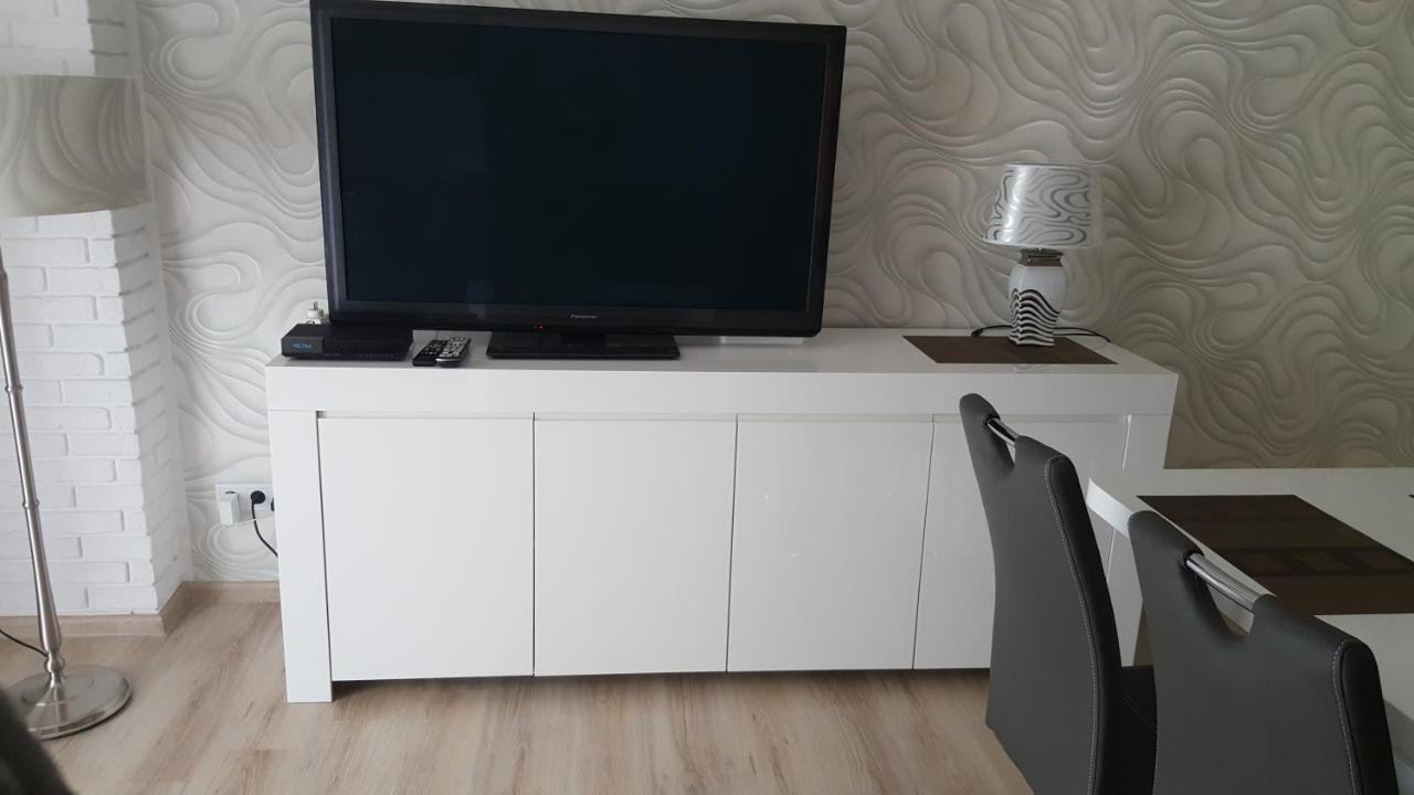 Wroclaw Apartamenty Kepa Mieszczanska Exteriör bild